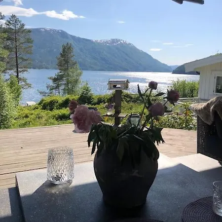 Paradiset - A Beautiful Pearl 1,45 Minutes From Trondheim Apartment Surnadal