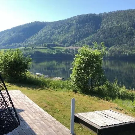 Paradiset - A Beautiful Pearl 1,45 Minutes From Trondheim Apartment Surnadal